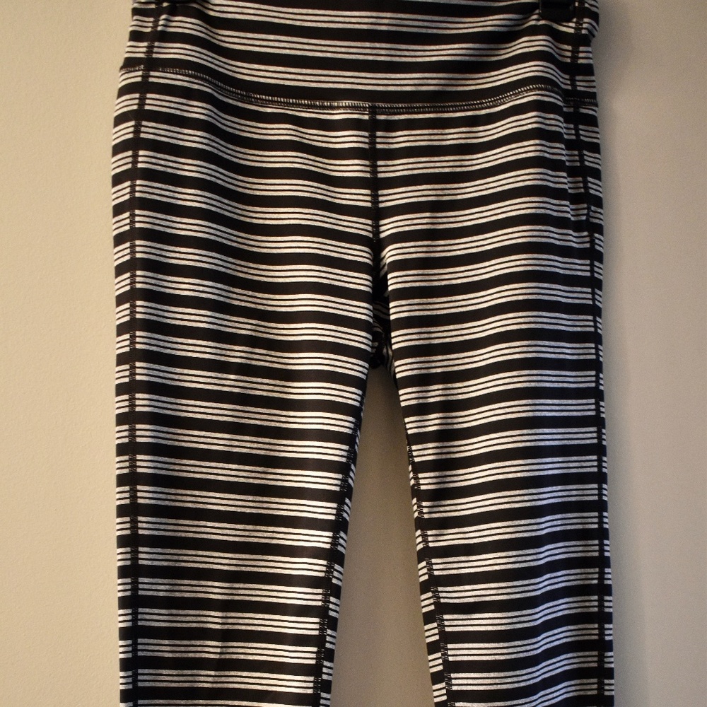 Black and Grey striped Athleta Cropped Leggings